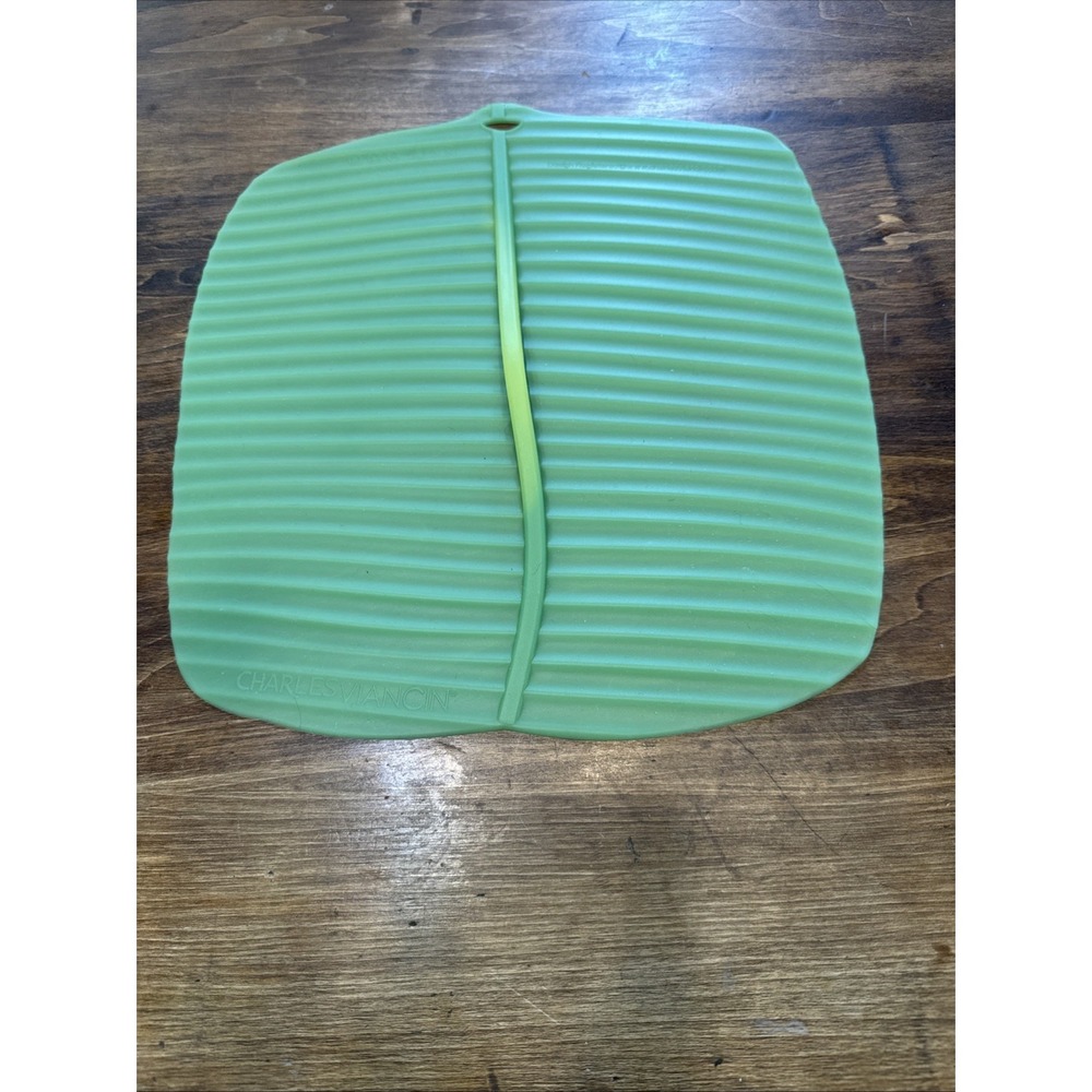 Charles Viancin Banana Leaf Silicone Lid Brand New 11" X 11"
